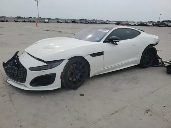 2023 Jaguar F-TYPE R