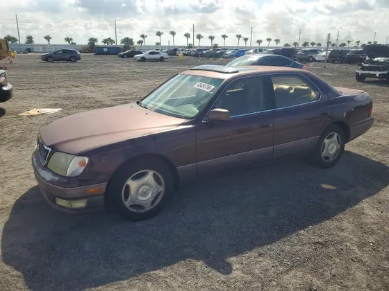 1998 Lexus LS 400 Luxury Sdn LS 400