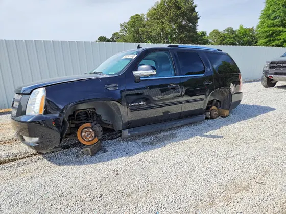 2013 Cadillac Escalade Premium