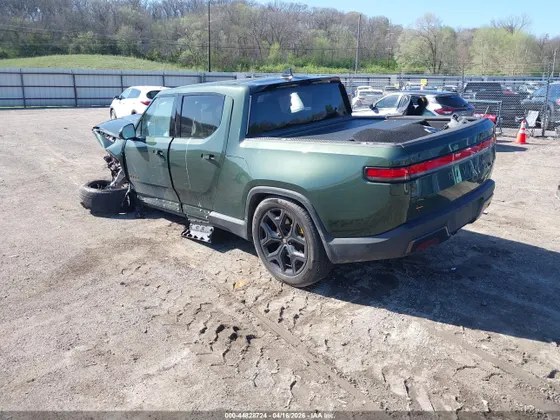 2025 Rivian R1T Premium