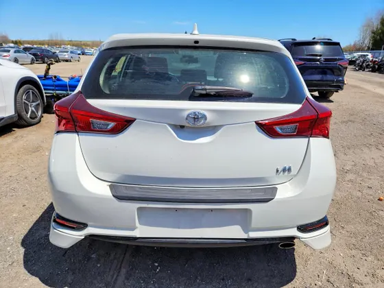 2018 Toyota Corolla iM