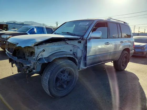 2005 Lexus LX 470