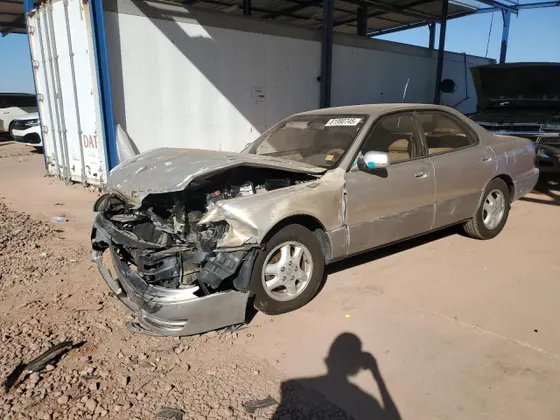 1995 Lexus ES 300 300