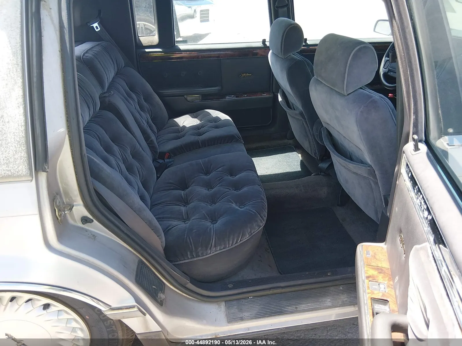 1993 Chrysler New Yorker FIFTH AVENUE