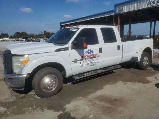 2016 Ford Super Duty F-350 DRW Lariat