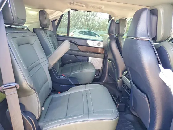 2023 Lincoln Navigator Black Label