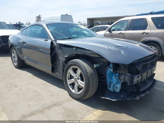 2022 Ford Mustang EcoBoost