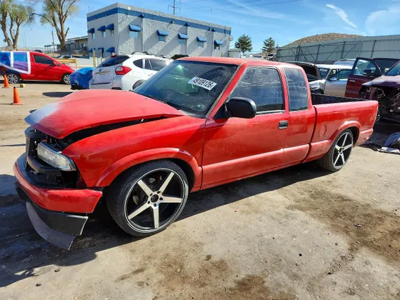 2000 GMC Sonoma SLS w/1SG Pkg