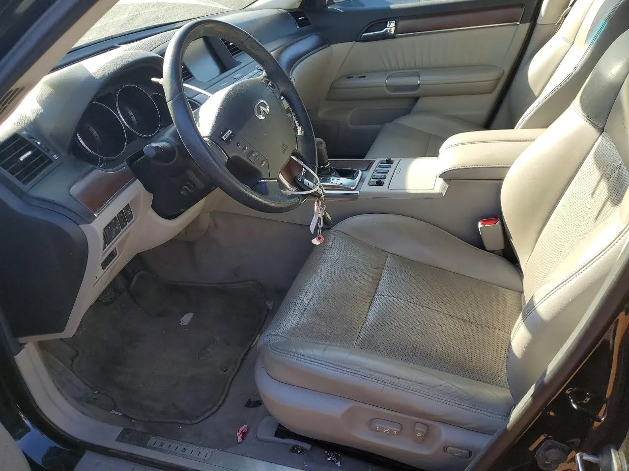 2010 INFINITI M35