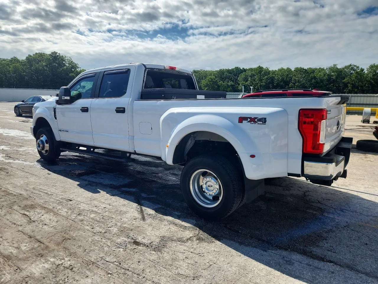 2019 Ford Super Duty F-350 DRW XL