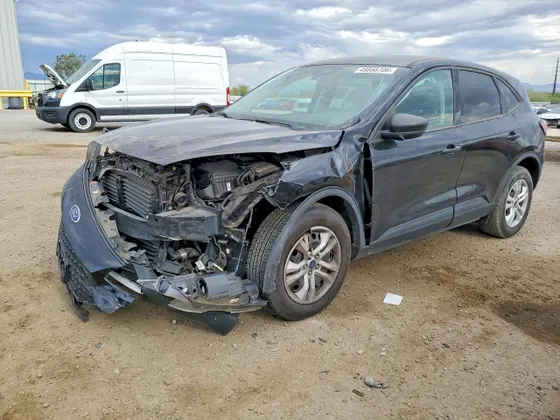 2021 Ford Escape S
