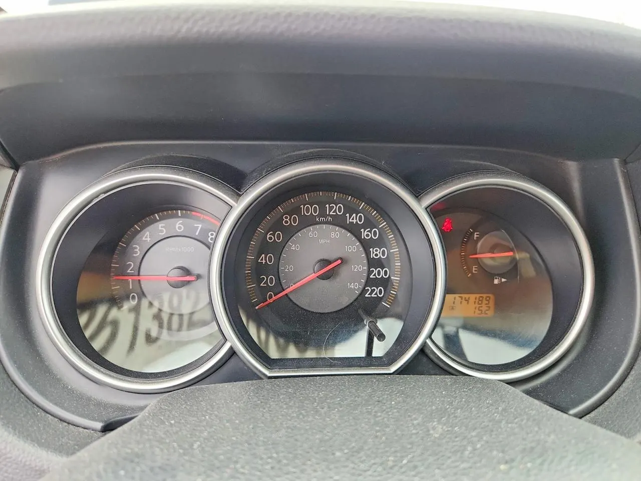 2008 Nissan Versa 1.8 SL