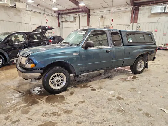 1999 Mazda B-Series 2WD Truck SE