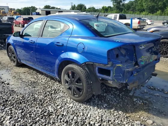 2013 Dodge Avenger SE