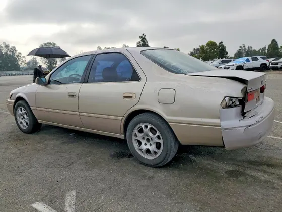 1997 Toyota Camry LE