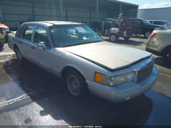 1992 Lincoln Town Car Cartier