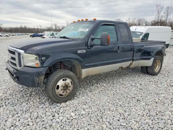 2005 Ford Super Duty F-350 DRW XL
