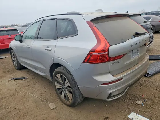 2025 Volvo XC60 Plug-In Hybrid Core