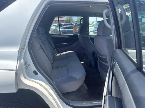 2004 Toyota 4Runner SR5