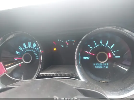 2013 Ford Mustang V6