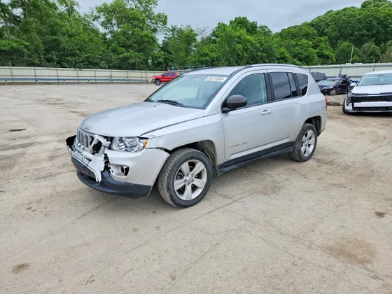 2013 Jeep Compass Sport