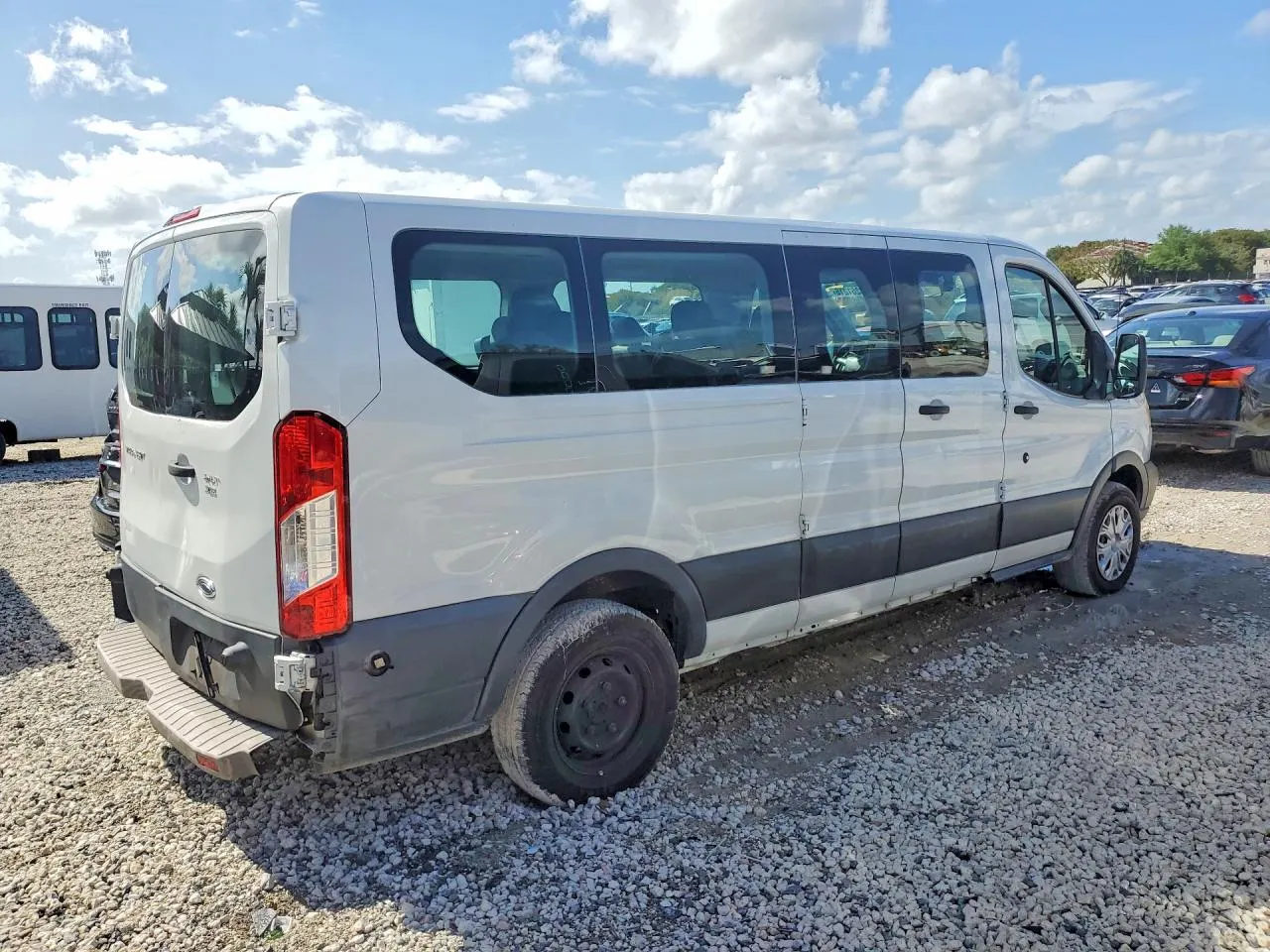 2015 Ford Transit Wagon XLT