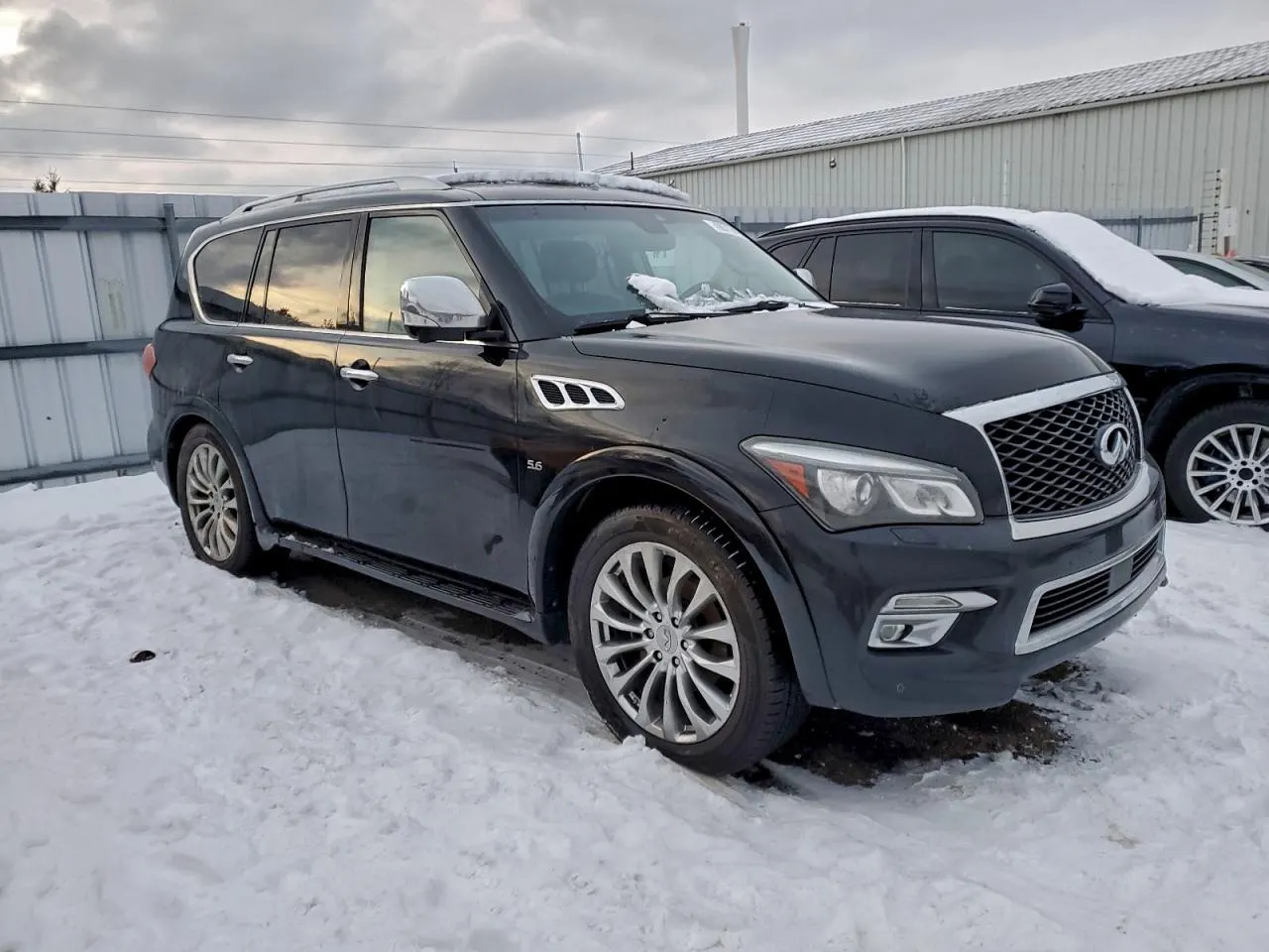 2017 INFINITI QX80
