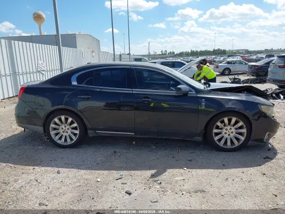 2010 Lincoln MKS