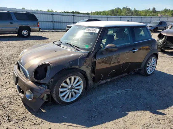 2010 MINI Cooper Hardtop COOPER