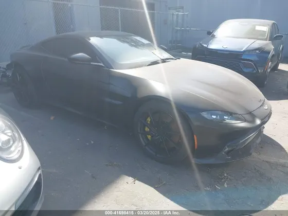 2020 Aston Martin Vantage