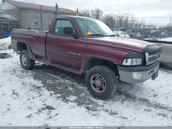 2000 Dodge RAM ST
