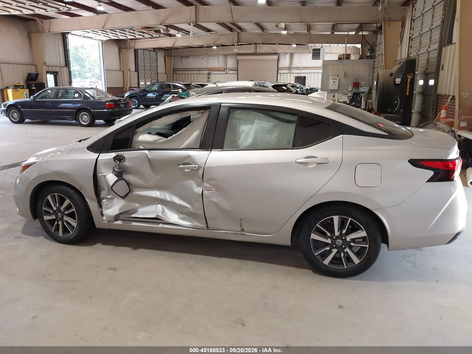2021 Nissan Versa SV
