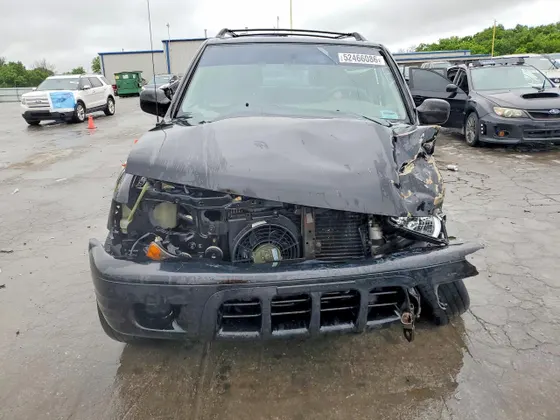 2002 Isuzu Rodeo S