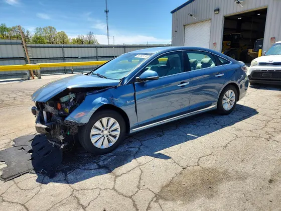 2016 Hyundai Sonata Hybrid SE