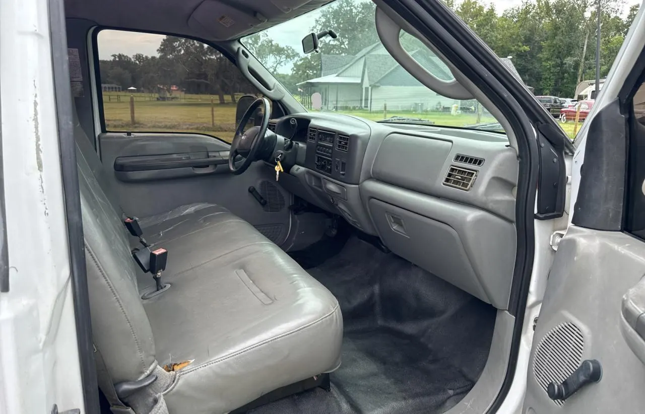2003 Ford F-550 SUPER DUTY