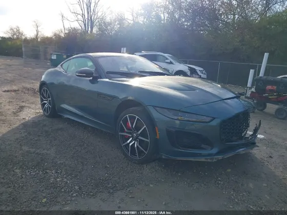 2024 Jaguar F-TYPE R