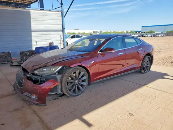 2012 Tesla Model S Performance