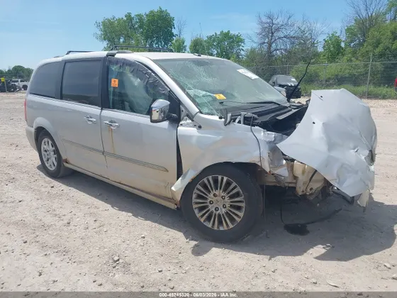 2011 Chrysler Town & Country Limited