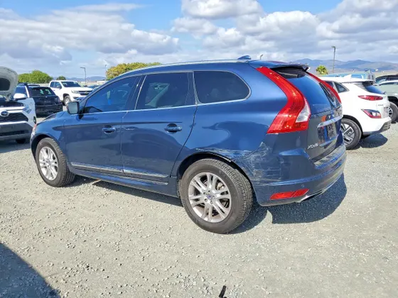 2015 Volvo XC60 T5 Drive-E Premier