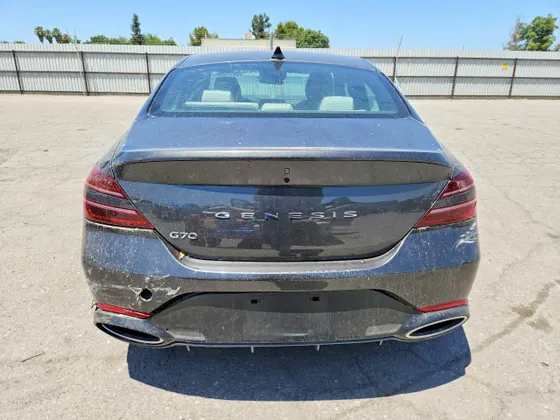 2025 Genesis G70 2.5T