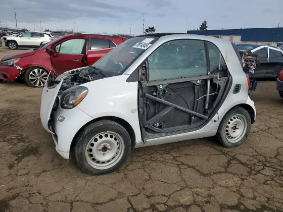 2017 smart fortwo pure
