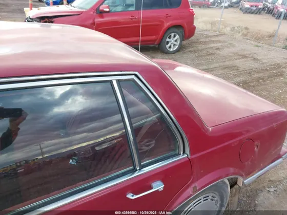 1989 Oldsmobile Delta 88 ROYALE