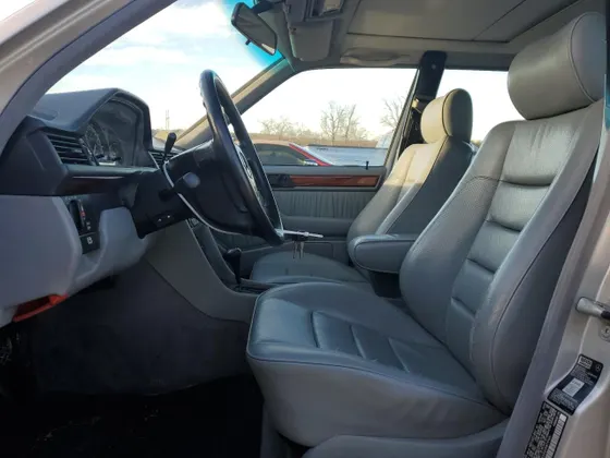 1992 Mercedes-Benz 300 Series 300E