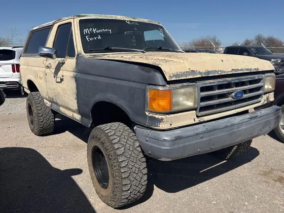 1990 Ford Bronco XL