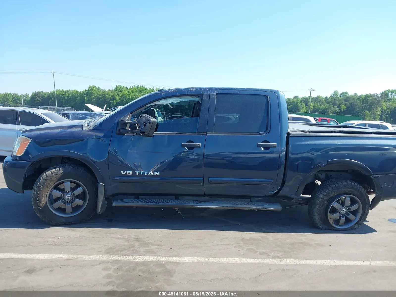 2015 Nissan Titan SL