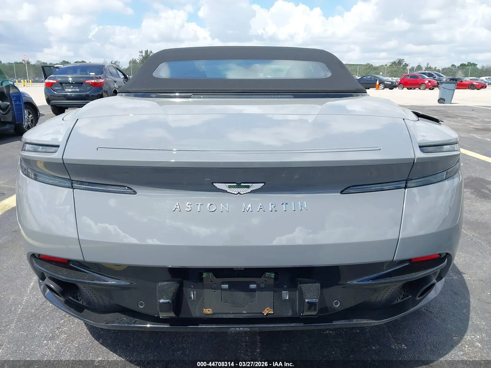 2022 Aston Martin DB11 VOLANTE