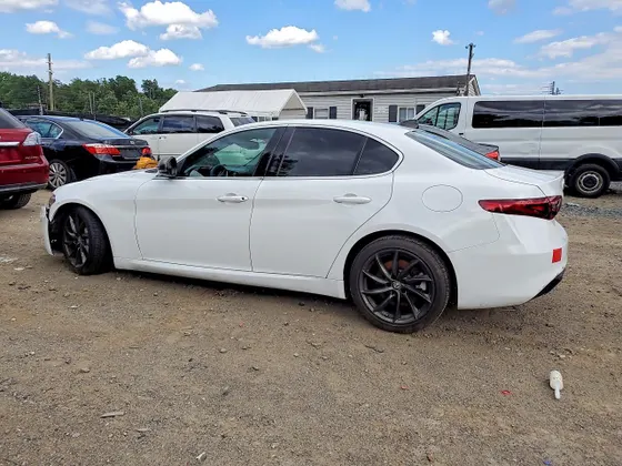 2017 Alfa Romeo Giulia