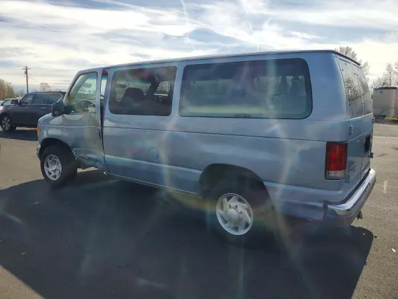 1998 Ford Club Wagon XL
