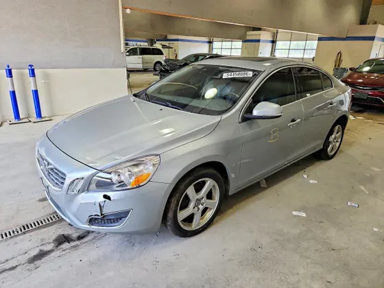 2013 Volvo S60 T5 Premier