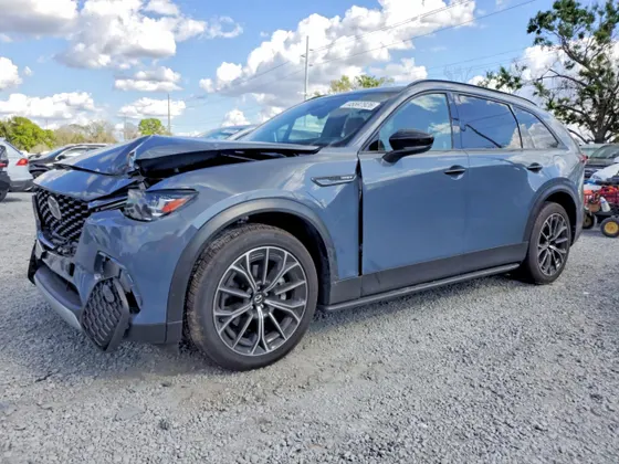 2025 Mazda CX-70 PHEV Premium Plus Package